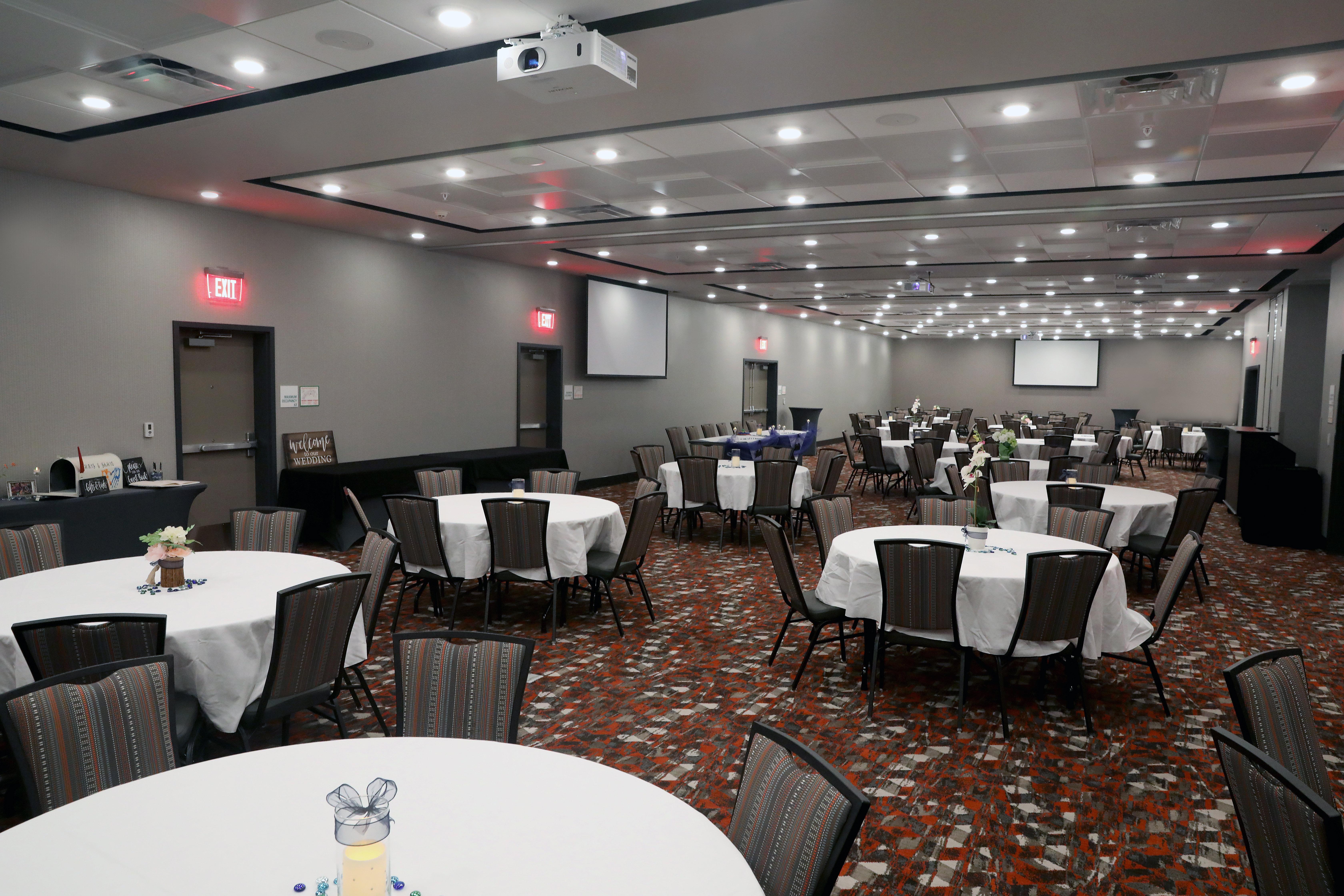 Holiday Inn & Suites Sioux Falls - Airport By Ihg Dış mekan fotoğraf